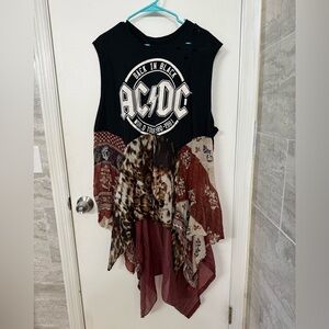 AC/DC Black and Burgundy Boho Tunic Top